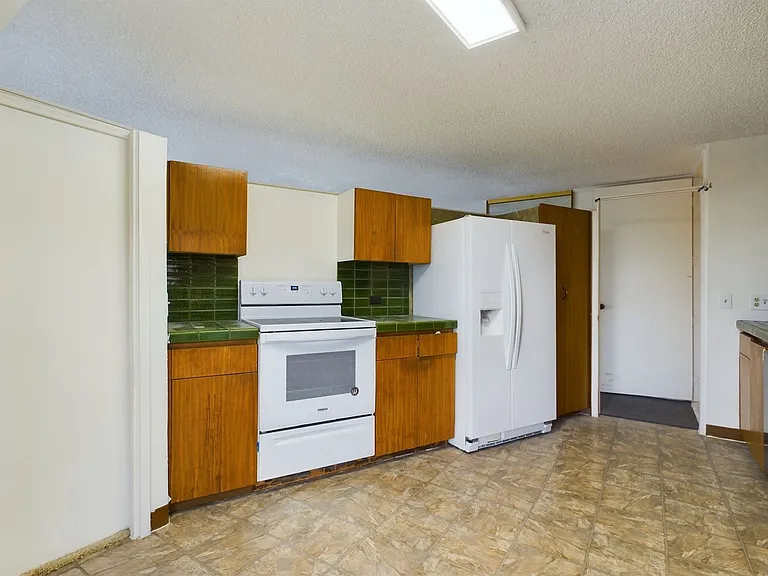 1750 Kalakaua Ave #2601 — Photo 21