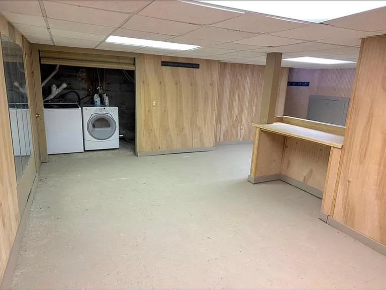 324 Elm St #A — Photo 14
