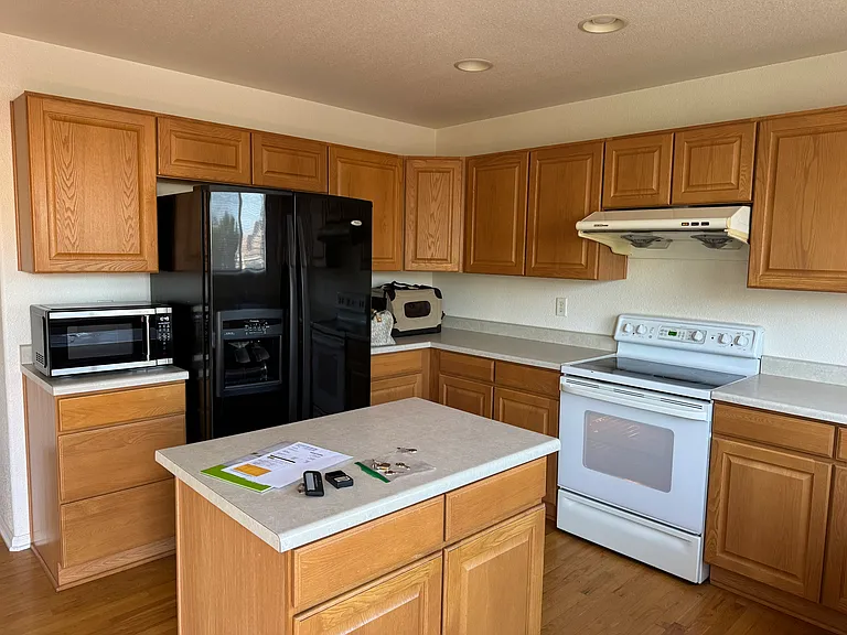 923 Grays Peak Dr — Photo 85