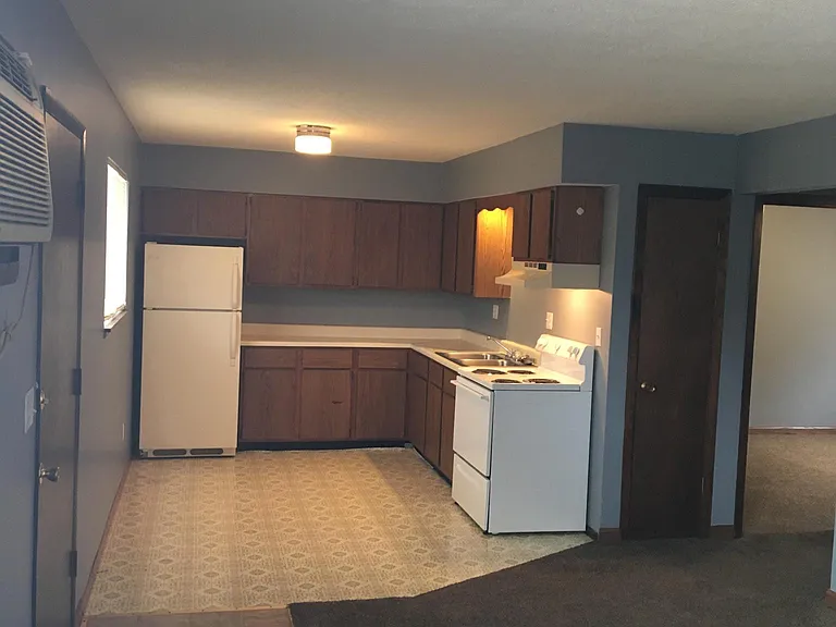 2818 Whitener St #6 — Photo 6