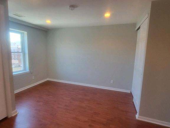 3rd image of 1181 S 13th St Fl 3