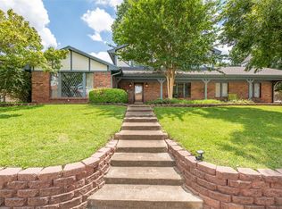 1200 Timber View Dr, Bedford, TX 76021