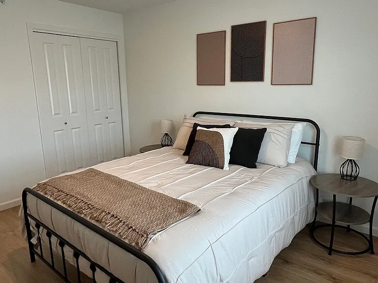 Gateway Apartments — Photo 11