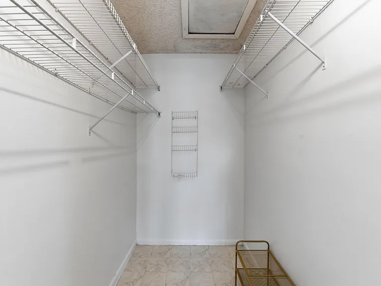 1917 NE 3rd St #104 — Photo 22