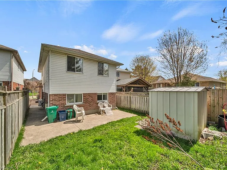 347 Keewatin Ave #MAIN LEVEL — Photo 20