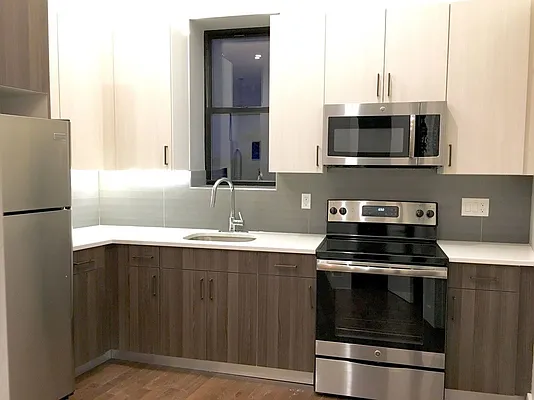 Rented by Lofts and Flats LLC | media 7