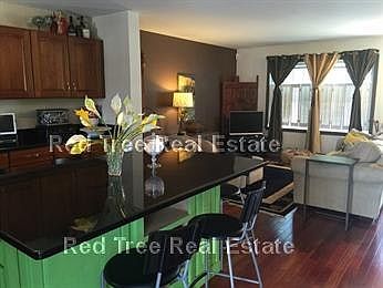 2nd image of 174 Everett St