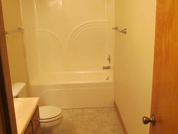 4th image of 1515 Fairlawn Ct