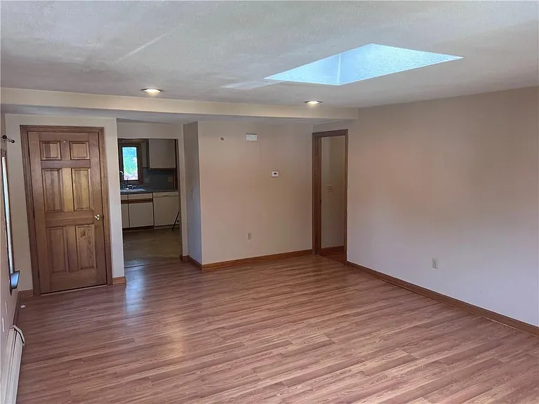 80 Ballston Ave — Photo 8