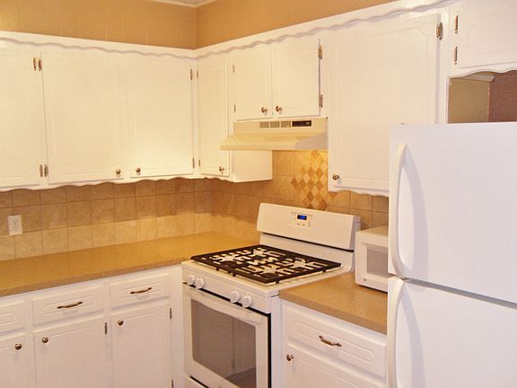 New Stove & Dishwasher