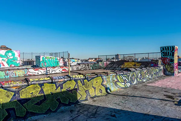 Rented by Nooklyn NYC LLC | media 39