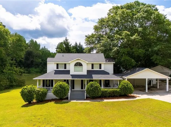 253 Pine Valley Dr, Powder Springs, GA 30127