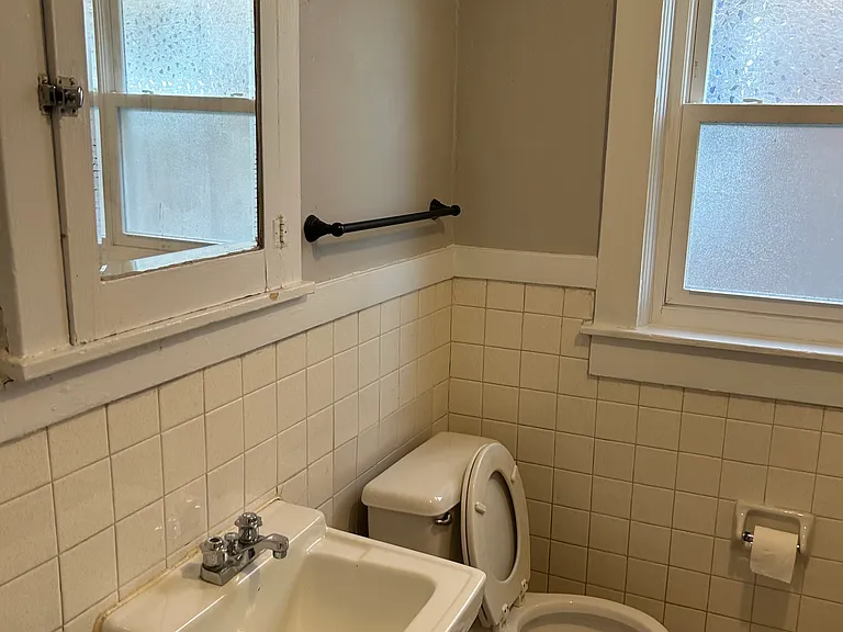 1602 Stevens Ave #1 — Photo 21