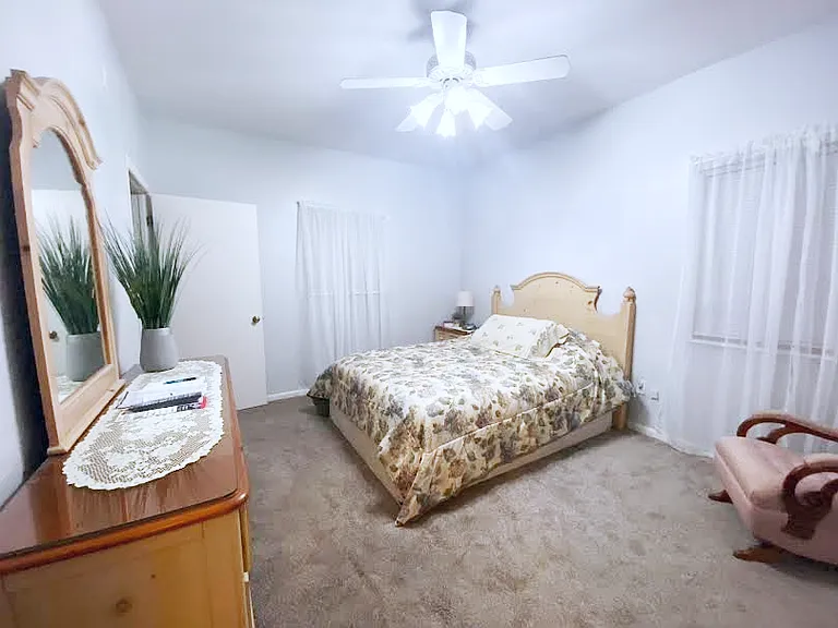 10431 NW 234th St — Photo 3