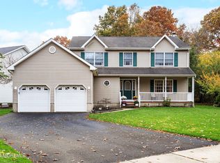 1098 Schencks Mill Line Rd, Toms River, NJ 08753