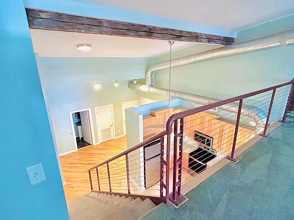 3rd image of 129 Hay St #A