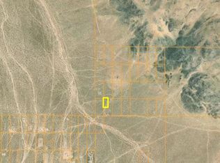 128 Caspers Rd, Landers, CA 92285