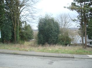425 E Titus St, Normandy Park, WA 98030
