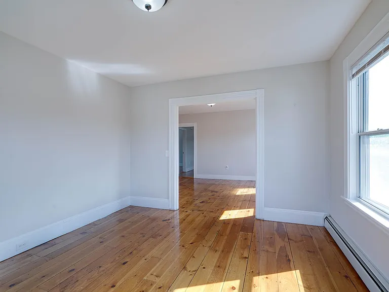 321 Jefferson Ave — Photo 14