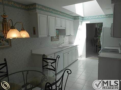 4th image of 14755 Fallen Oak Ct