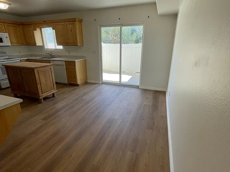 1735 W 540 N #1505 — Photo 5