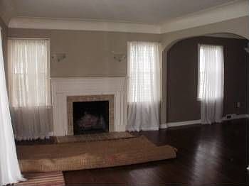 3rd image of 1025 Alger St SE