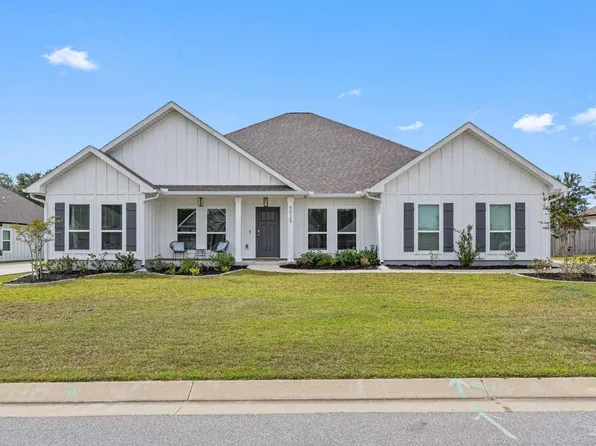 5525 Blake Ln, Pace, FL 32571