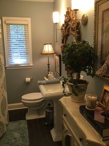 5323 Aberdeen Rd, Fairway, KS, 66205