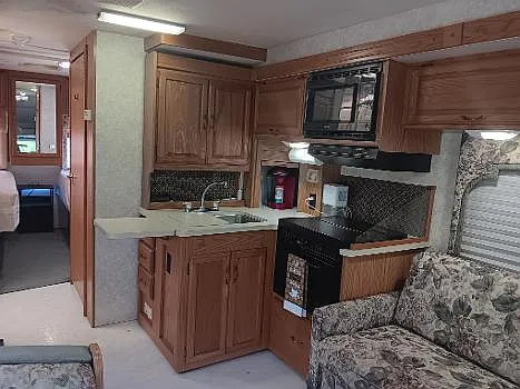 1 bed, 400 sqft, $1,100 — Photo 4