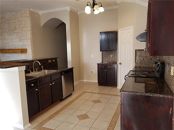 5th image of 2224 Mainsail Ln