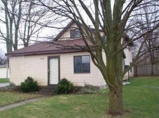 810 E 3rd St, Fowler, IN 47944