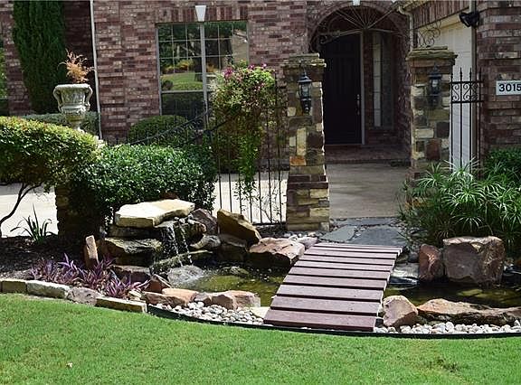 3rd image of 3015 Normandy Dr