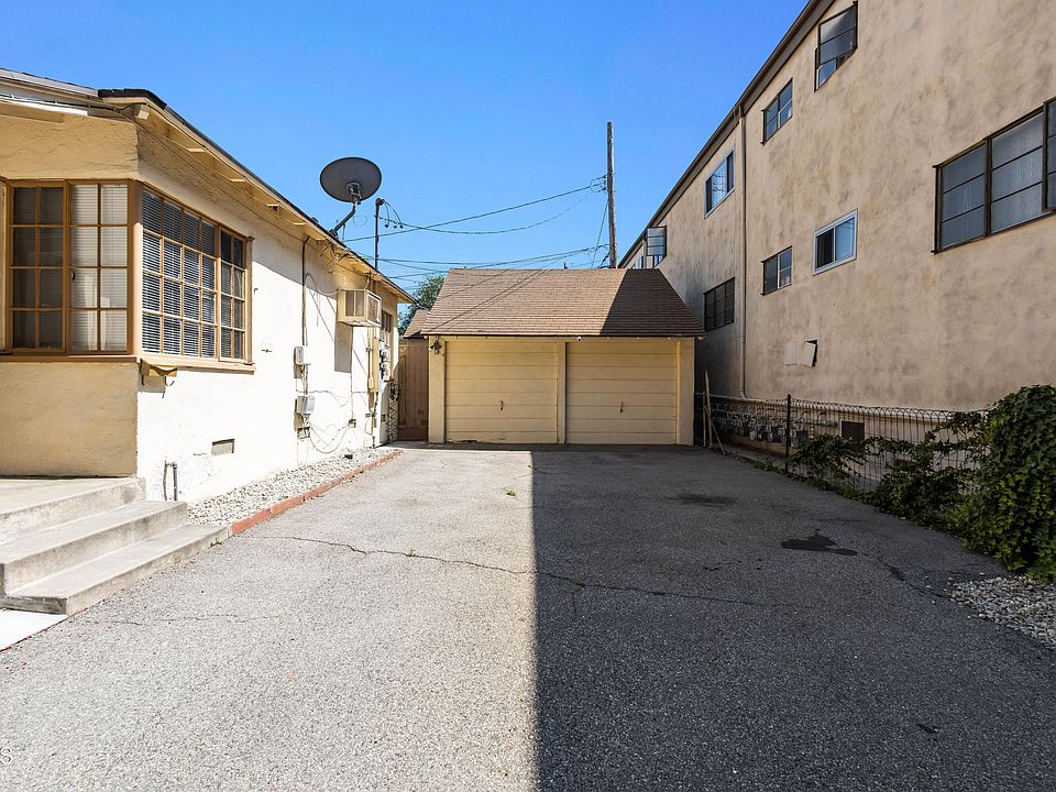 1st image of 412 Pioneer Dr #412
