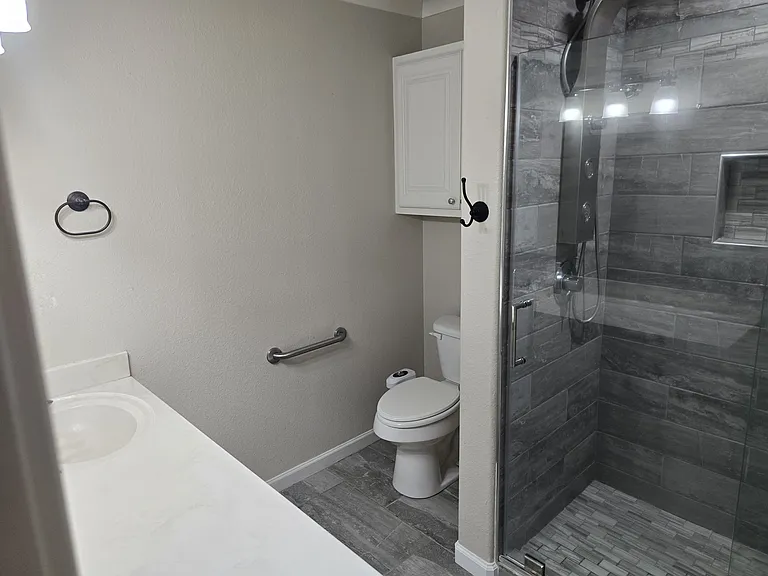 5906 Valencia Ave — Photo 23
