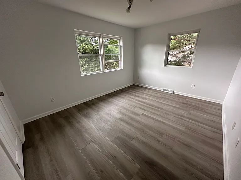 7 Woodridge Cir #7A — Photo 13