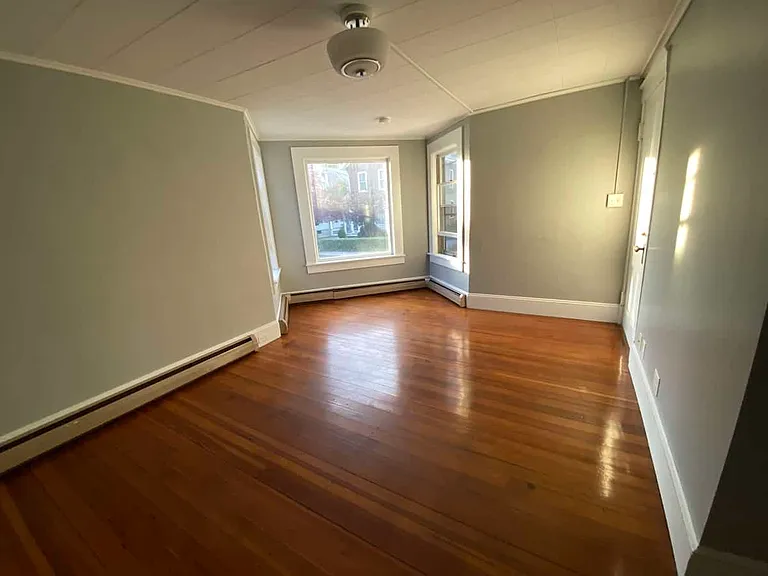 49 Walnut St #1 — Photo 7