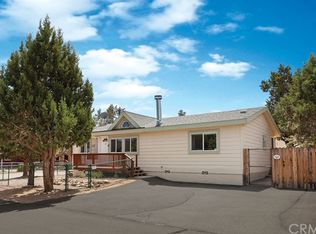 855 Ash Ln, Big Bear City, CA 92314