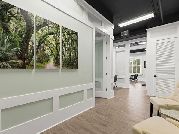 2050 W County Highway 30a #M1211, Santa Rosa Beach, FL 32459