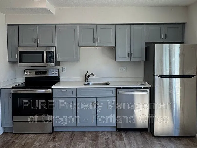5026 N Harvard St #C — Photo 5