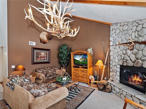 3rd image of 43077 Goldmine Woods Ln Unit 43077