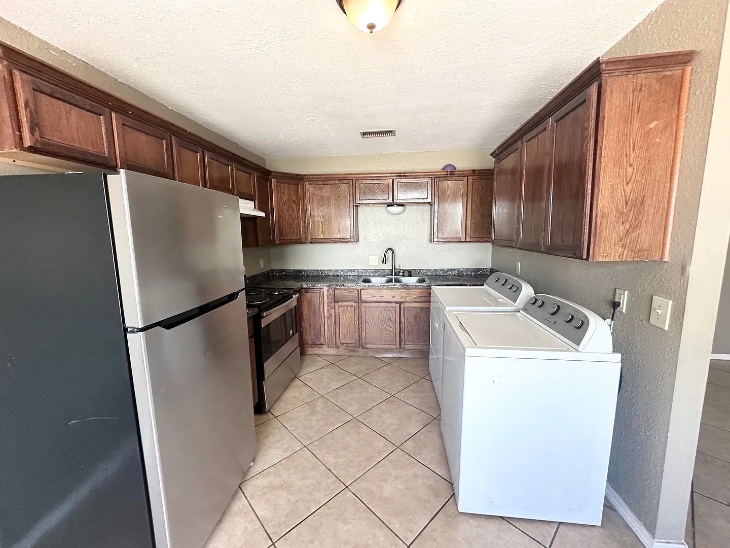 Edgewood Fourplex — Photo 4