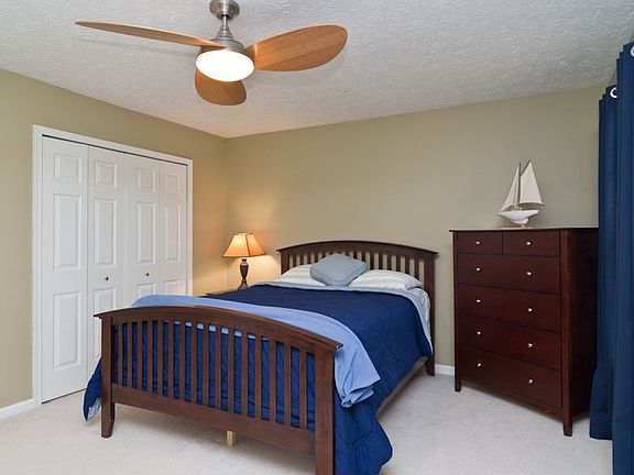 5th image of 2025 Westbury Dr