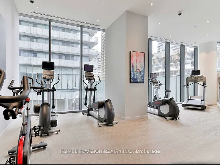 42 Charles St E #4207 — Photo 13