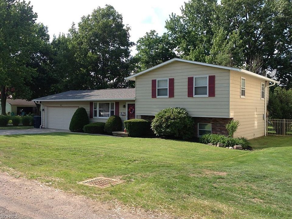 1st image of 119 E Kentucky Ave