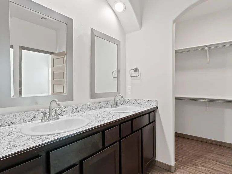 4028 Apache Pine Pl #B — Photo 7