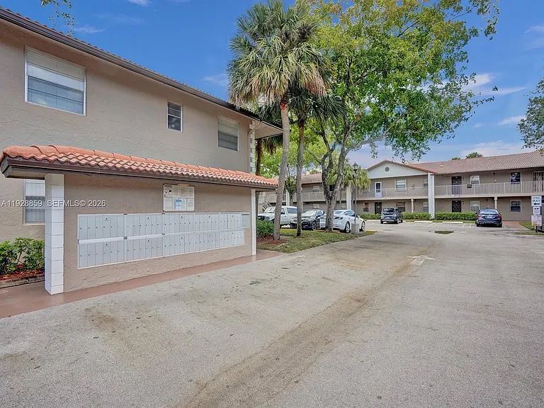 8770 Royal Palm Blvd #2032 — Photo 40