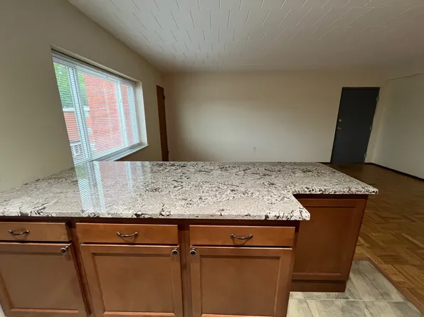 124 Lacrosse St, Pittsburgh, PA