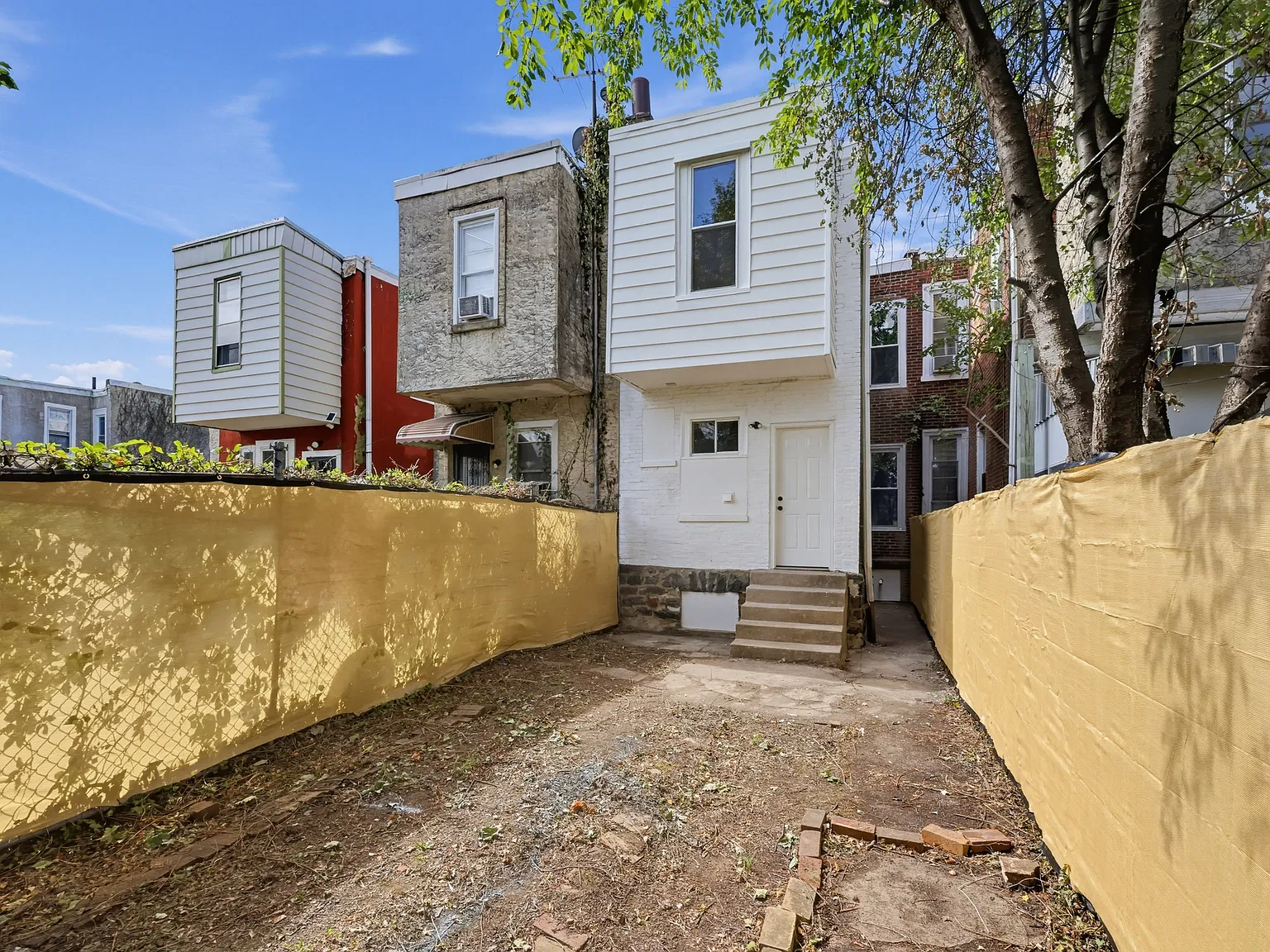3 bed, 1230 sqft, $1,990 — Photo 4