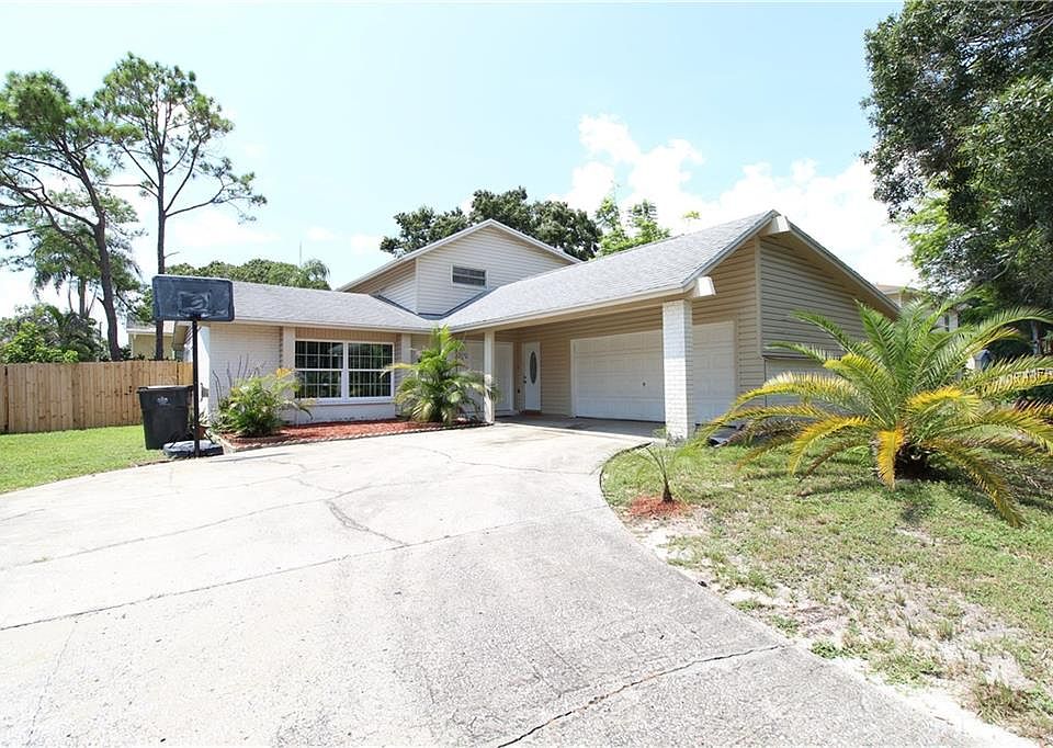 1st image of 7030 Oakview Cir