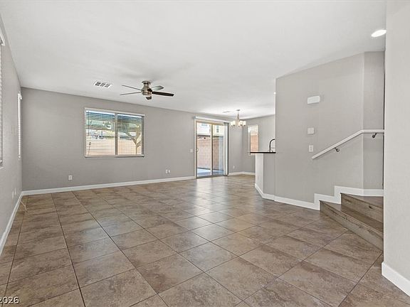 4th image of 6472 Hamel Ave